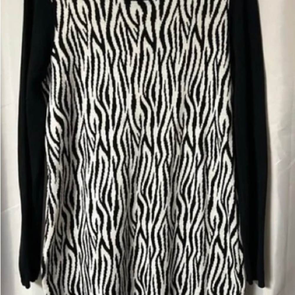 Michael Kors Size M Black and White Zebra Print Sweater Dress.